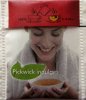 Pickwick 3 Black tea Strawberry Pickwick indulges - a